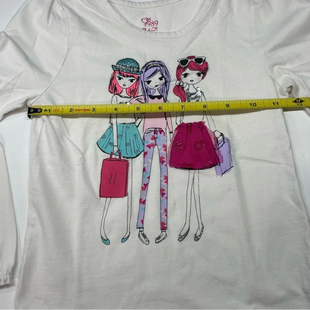 The Childrens Place Girls White Long Sleeve Shopping Friends Graphic Tee Size‎ S